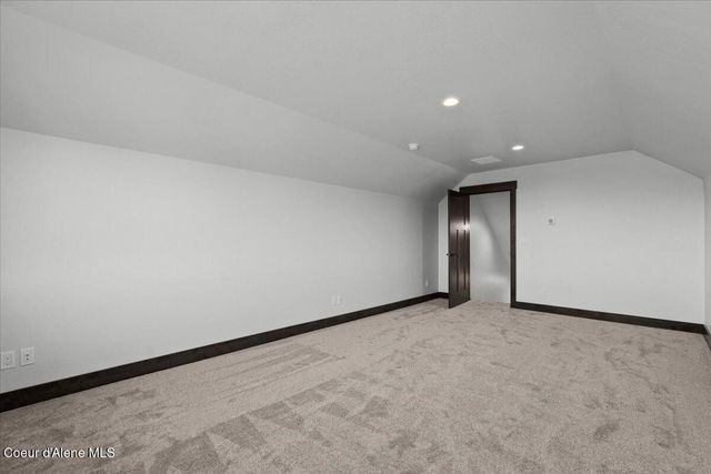 1475 W Remmick Street, Hayden, ID 83835