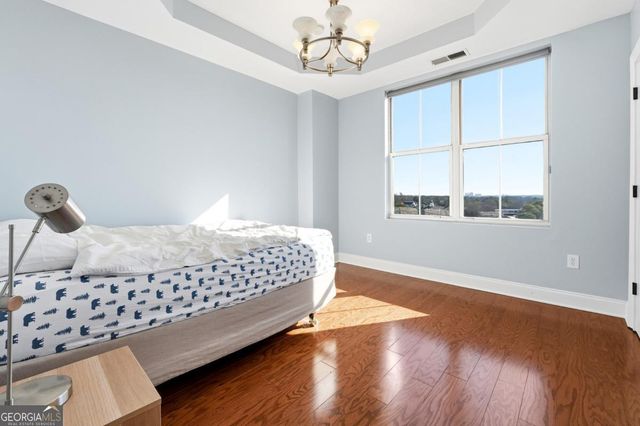 2881 Peachtree Road NE 902, Atlanta, GA 30305