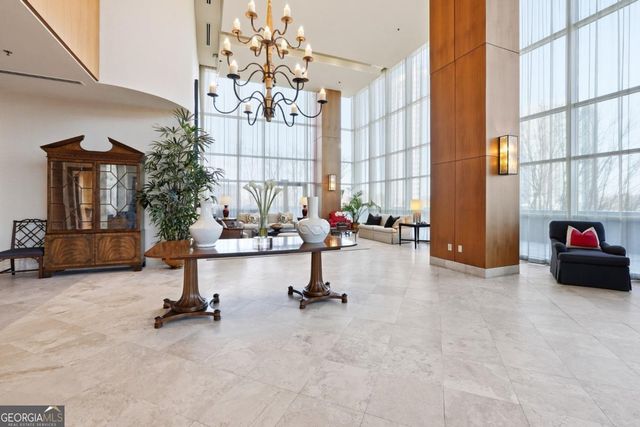 2881 Peachtree Road NE 902, Atlanta, GA 30305