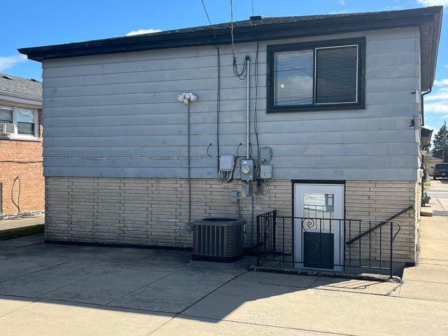 286 Calhoun Avenue, Calumet City, IL 60409