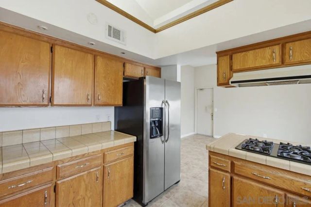 1741 Anza Ave, Vista, CA 92084