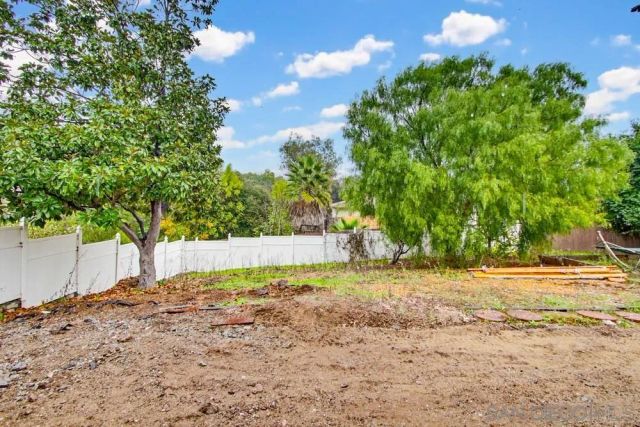 1741 Anza Ave, Vista, CA 92084