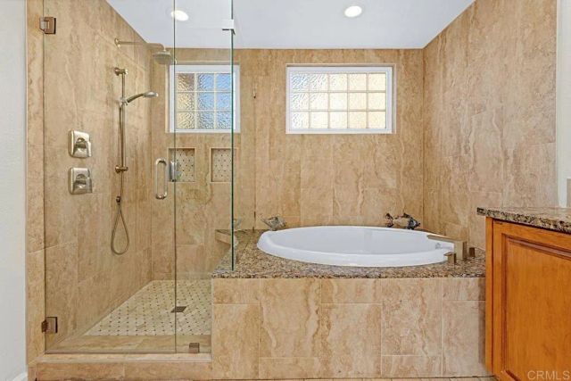 809 Kalpati Cir 323, Carlsbad, CA 92008