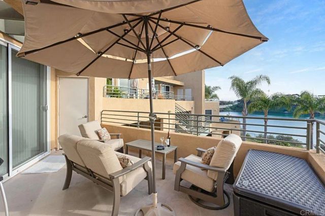 809 Kalpati Cir 323, Carlsbad, CA 92008