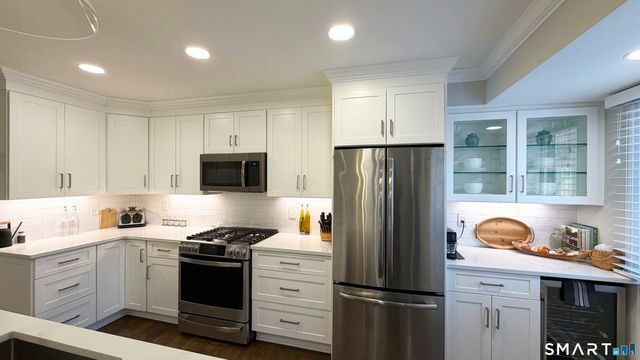 546 North Trail B, Stratford, CT 06614