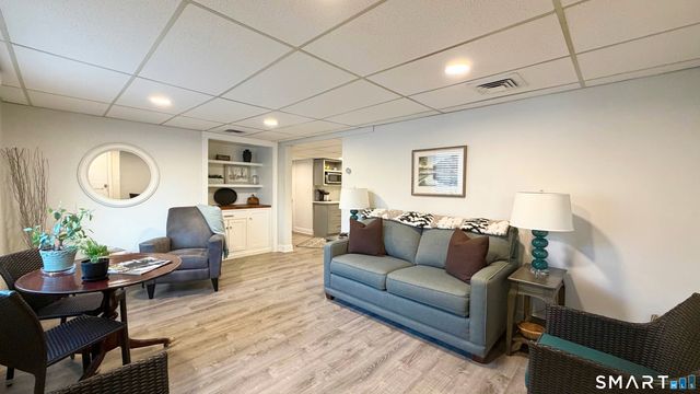 546 North Trail B, Stratford, CT 06614