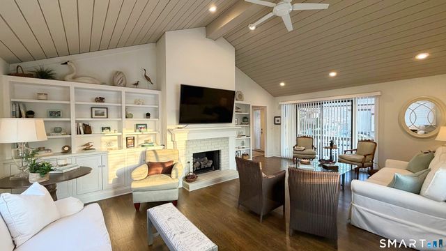 546 North Trail B, Stratford, CT 06614