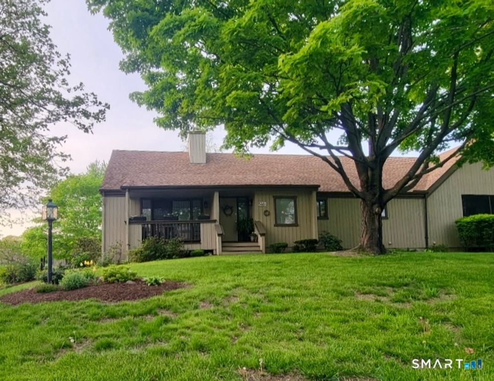 546 North Trail B, Stratford, CT 06614