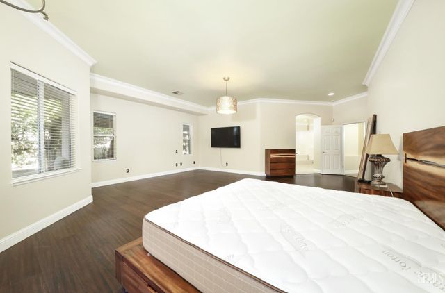 11108 Woodhall Place, Bakersfield, CA 93311