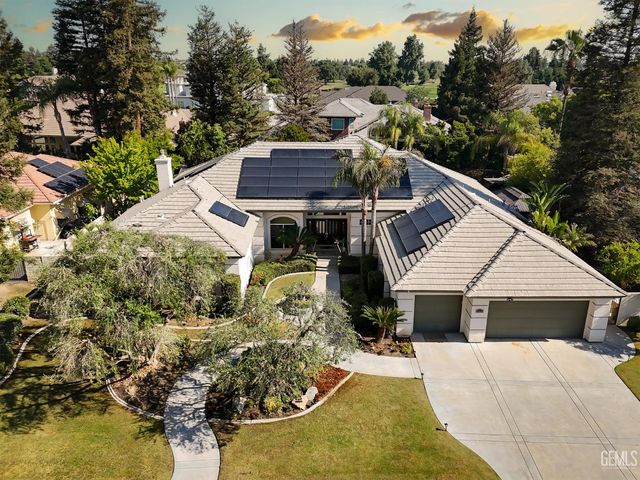 11108 Woodhall Place, Bakersfield, CA 93311