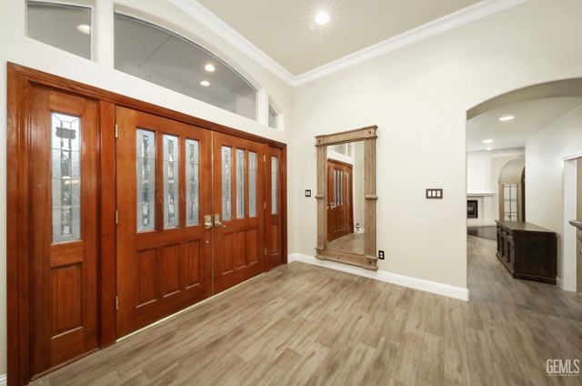 11108 Woodhall Place, Bakersfield, CA 93311