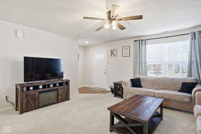 2483 St George Way, Lebanon, IN 46052