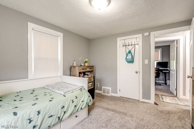12700 Bixler Avenue NE, Hartville, OH 44632