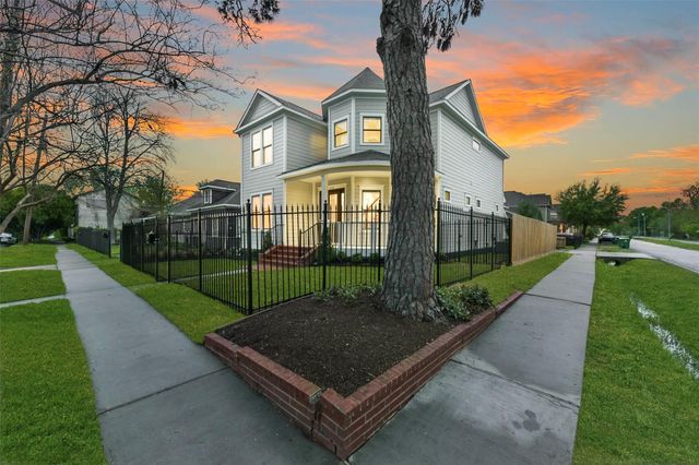 450 W 16th Street, Houston, TX 77008