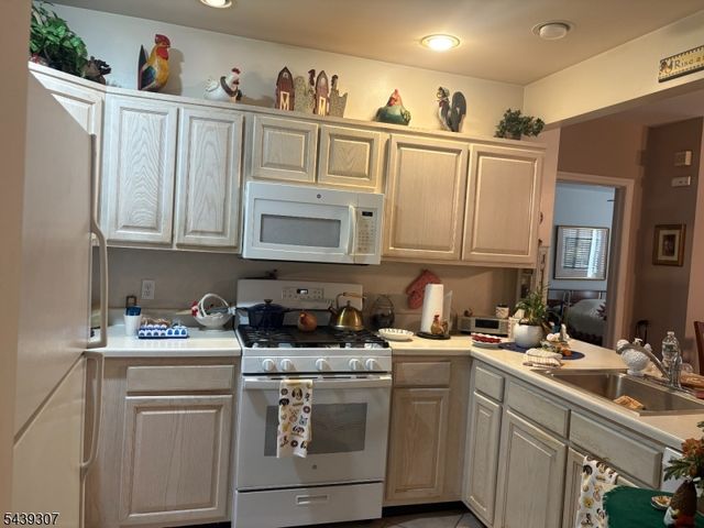 1112 Franklin Ln 1112, Rockaway Twp., NJ 07866