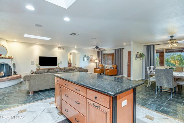 3123 W Morgan Road, Tucson, AZ 85745
