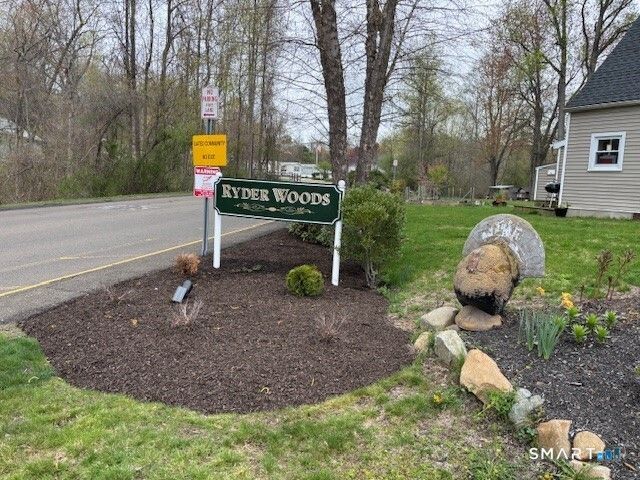 7 Breezy Lane, Milford, CT 06460