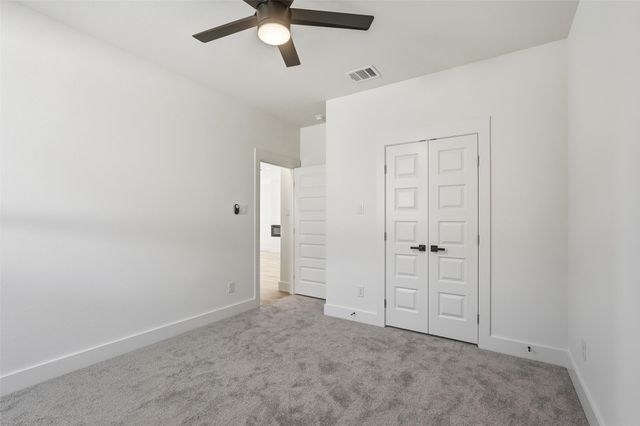 1815 Beauford, Dallas, TX 75253