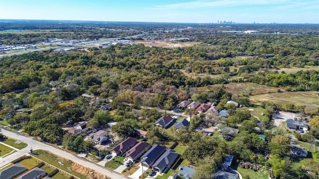 1815 Beauford, Dallas, TX 75253
