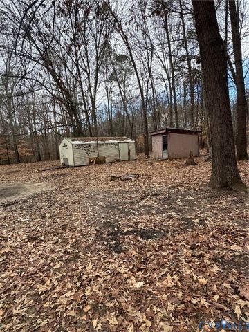 13326 S Anna Ln, Montpelier, VA 23192