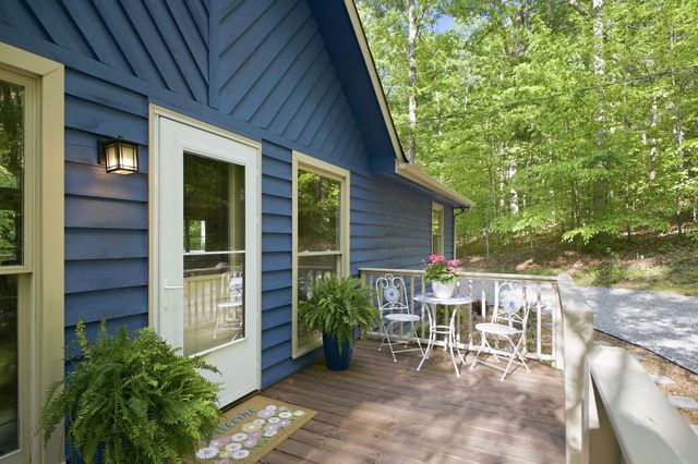 1101 Wax Wing Cir, Kingston Springs, TN 37082