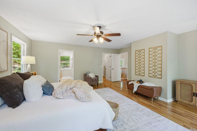 1101 Wax Wing Cir, Kingston Springs, TN 37082