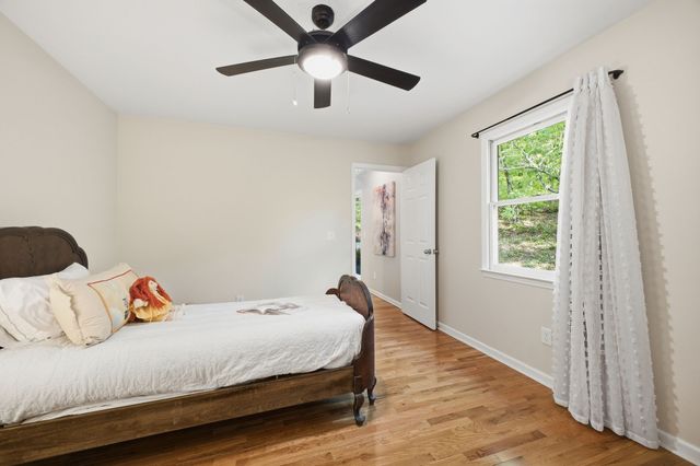 1101 Wax Wing Cir, Kingston Springs, TN 37082