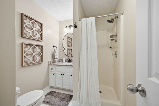 1101 Wax Wing Cir, Kingston Springs, TN 37082