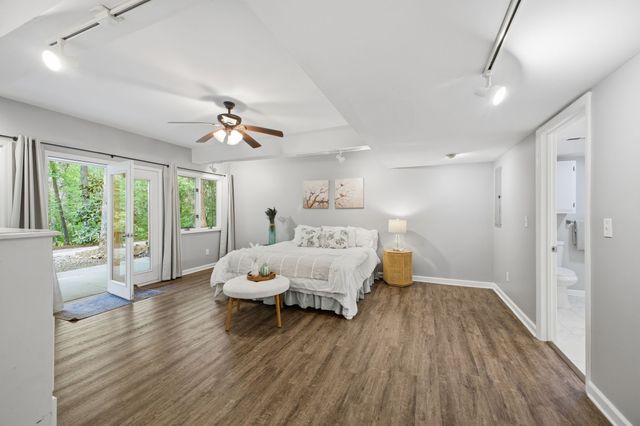 1101 Wax Wing Cir, Kingston Springs, TN 37082