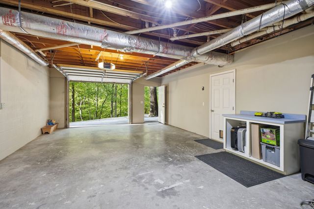 1101 Wax Wing Cir, Kingston Springs, TN 37082