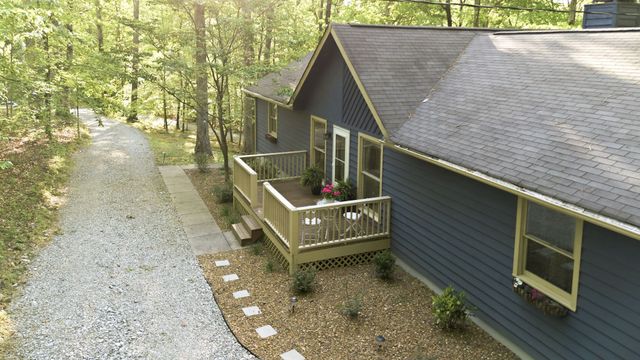 1101 Wax Wing Cir, Kingston Springs, TN 37082