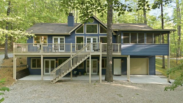 1101 Wax Wing Cir, Kingston Springs, TN 37082