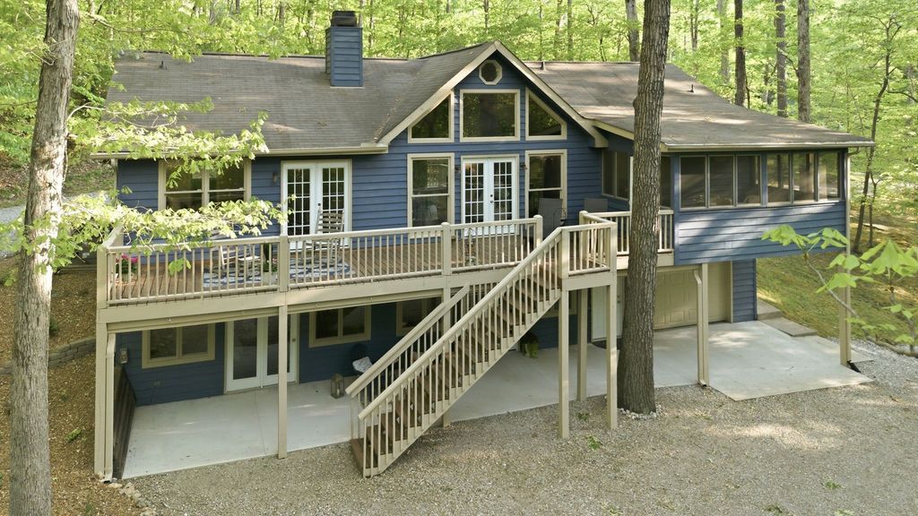 1101 Wax Wing Cir, Kingston Springs, TN 37082