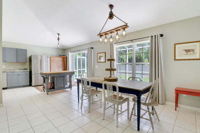 4393 SE Scotland Cay Way, Stuart, FL 34997