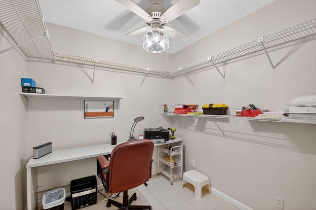 65 Eastgate Drive B, Boynton Beach, FL 33436