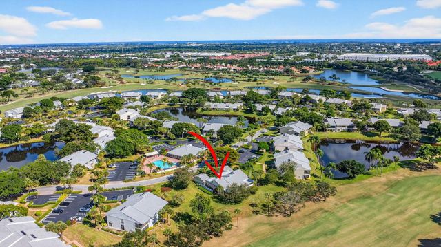 65 Eastgate Drive B, Boynton Beach, FL 33436