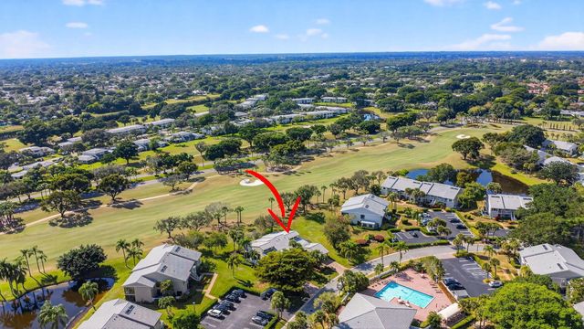 65 Eastgate Drive B, Boynton Beach, FL 33436