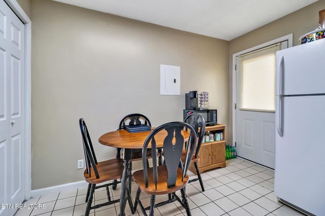 3246 Pow Camp Rd, Crossville, TN 38572