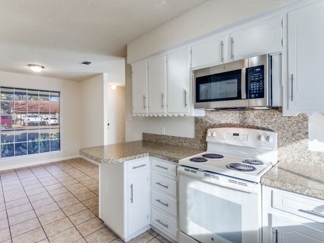 7613 Marlborough Drive W, Fort Worth, TX 76134