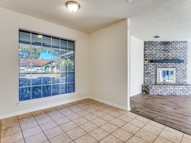 7613 Marlborough Drive W, Fort Worth, TX 76134