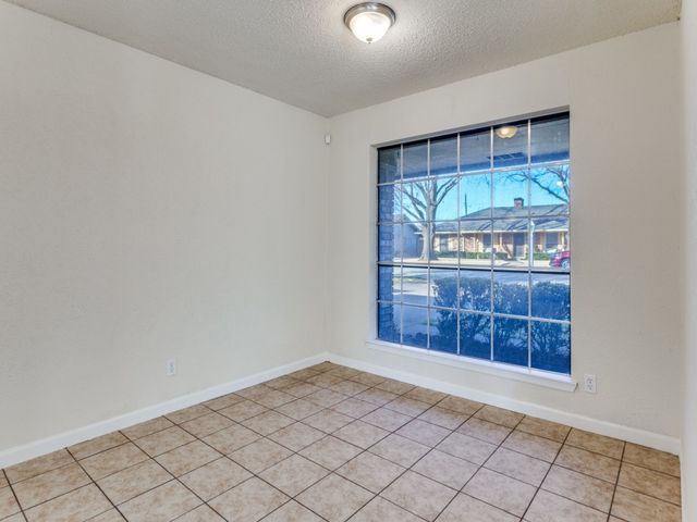 7613 Marlborough Drive W, Fort Worth, TX 76134