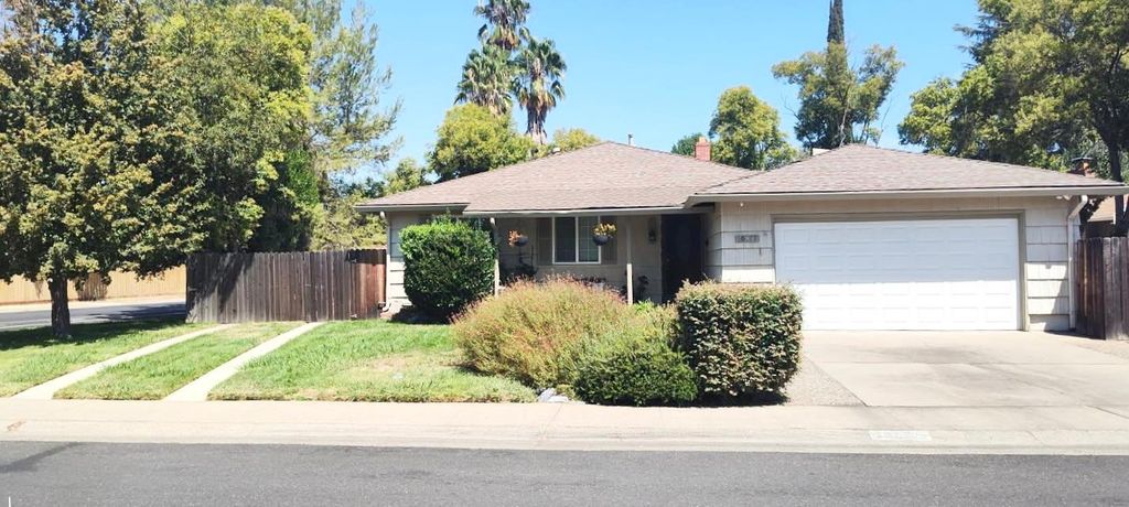 10677 Beclan Dr, Rancho Cordova, CA 95670