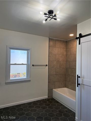 216 E Main Street, Girard, OH 44420