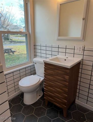 216 E Main Street, Girard, OH 44420