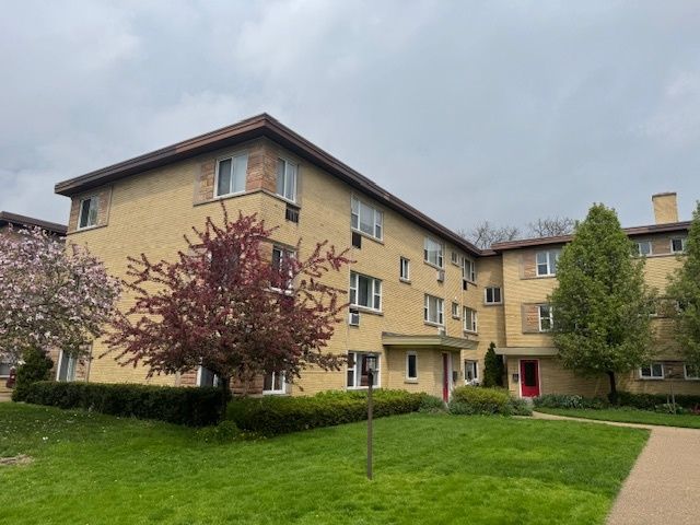 2123 Howard Street 1H, Evanston, IL 60202