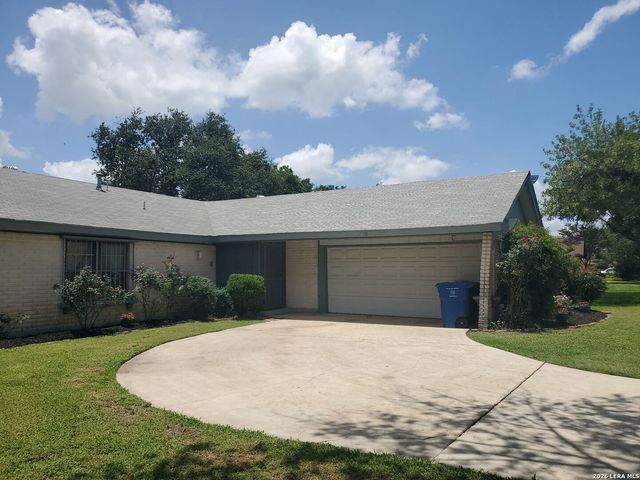 5018 LAS CAMPANAS ST, San Antonio, TX 78233