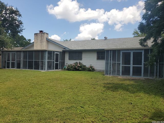 5018 LAS CAMPANAS ST, San Antonio, TX 78233