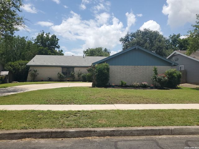5018 LAS CAMPANAS ST, San Antonio, TX 78233