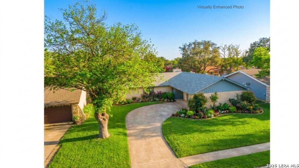 5018 LAS CAMPANAS ST, San Antonio, TX 78233