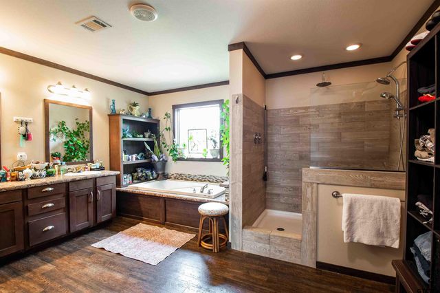 1062 Hickory Hills Drive, Murchison, TX 75778